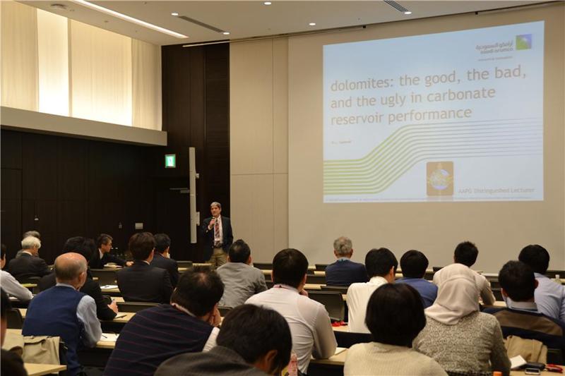 Dave Cantrell at a lecture in Japan