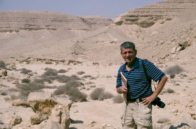 Dr. Engelder in Wadi Digla.