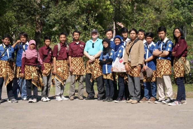 AAPG President with students from UGM and UPN Student Chapter of AAPG