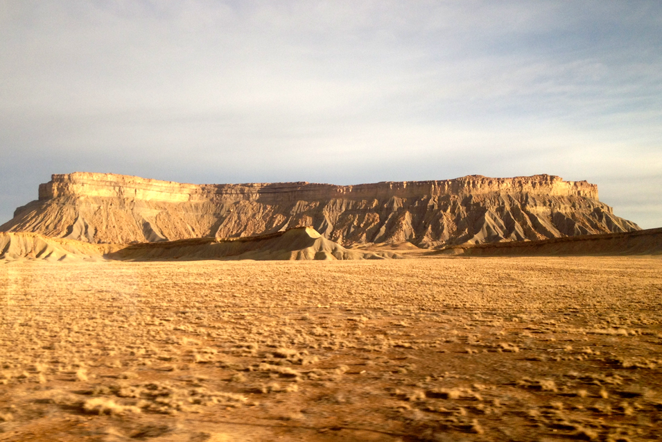 Happens place. Бук Клифс. Book Cliffs.